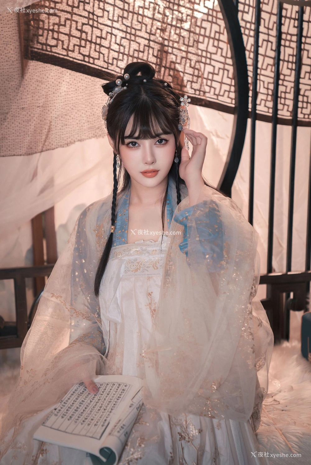 1P - 恋恋艾妮《汉服》