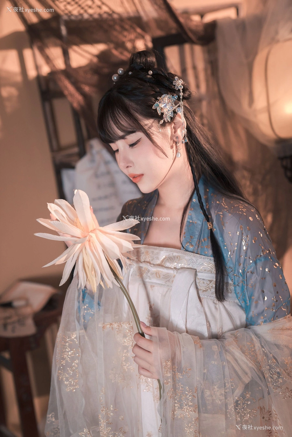 1P - 恋恋艾妮《汉服》