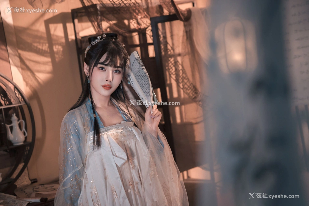 1P - 恋恋艾妮《汉服》