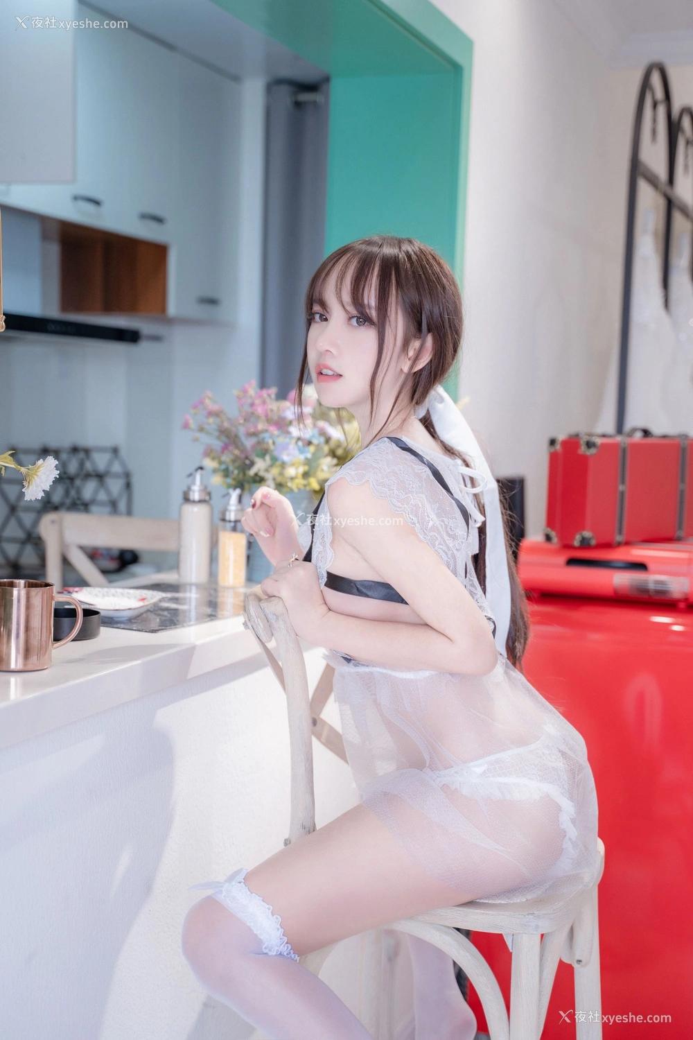 1P - 过期米线线喵《诱惑厨娘》