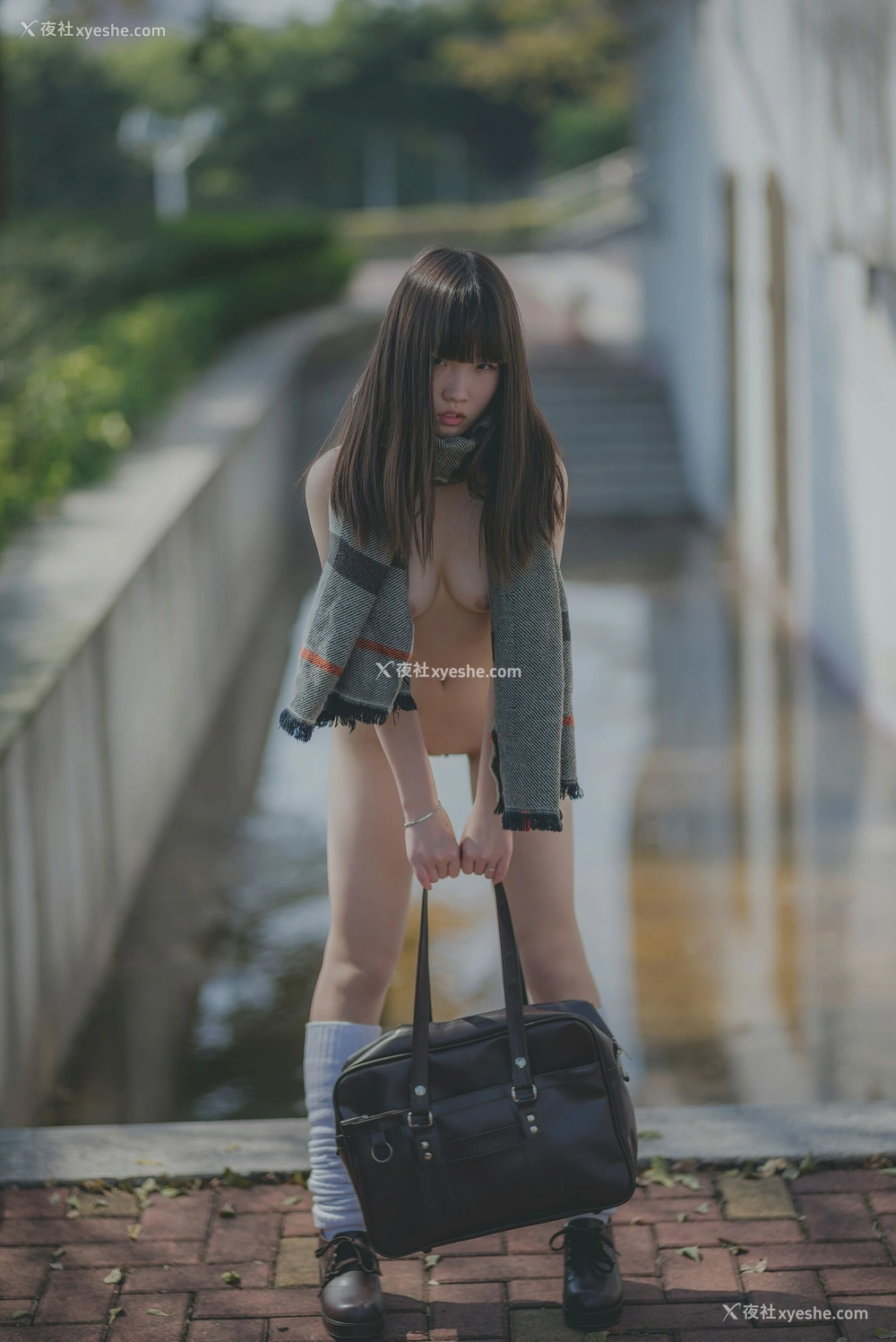 1P - 广州大学城露出