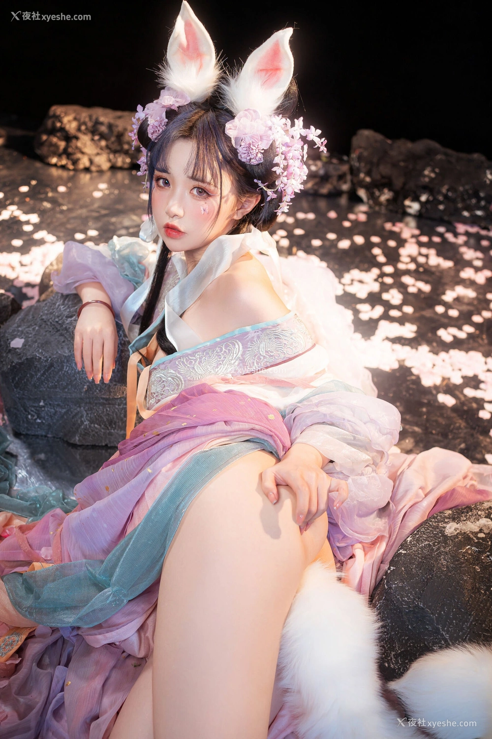 1P - 喵小吉《绮怀》