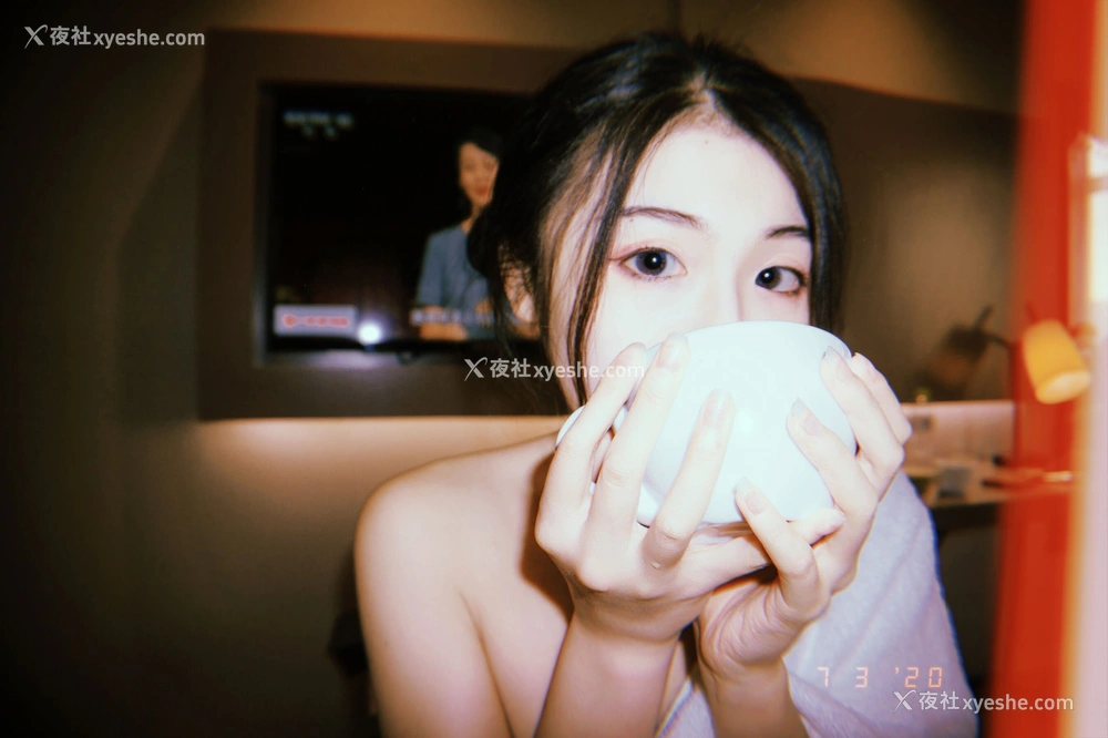 1P - 一米八的大梨子《冬日女友》
