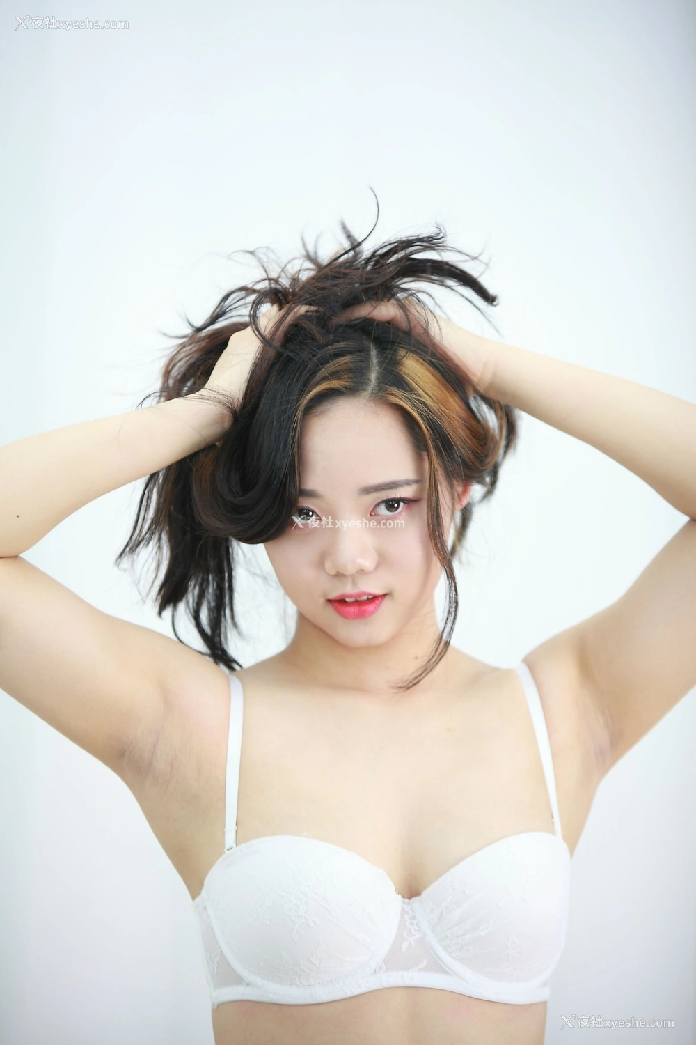 1P - 韩模 가영（嘉玲）人体私拍套图