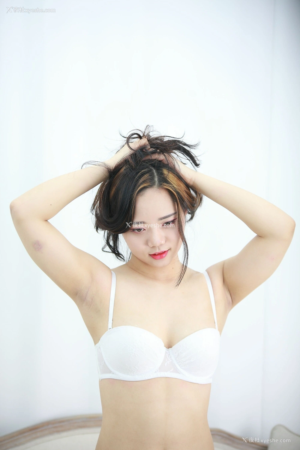 1P - 韩模 가영（嘉玲）人体私拍套图