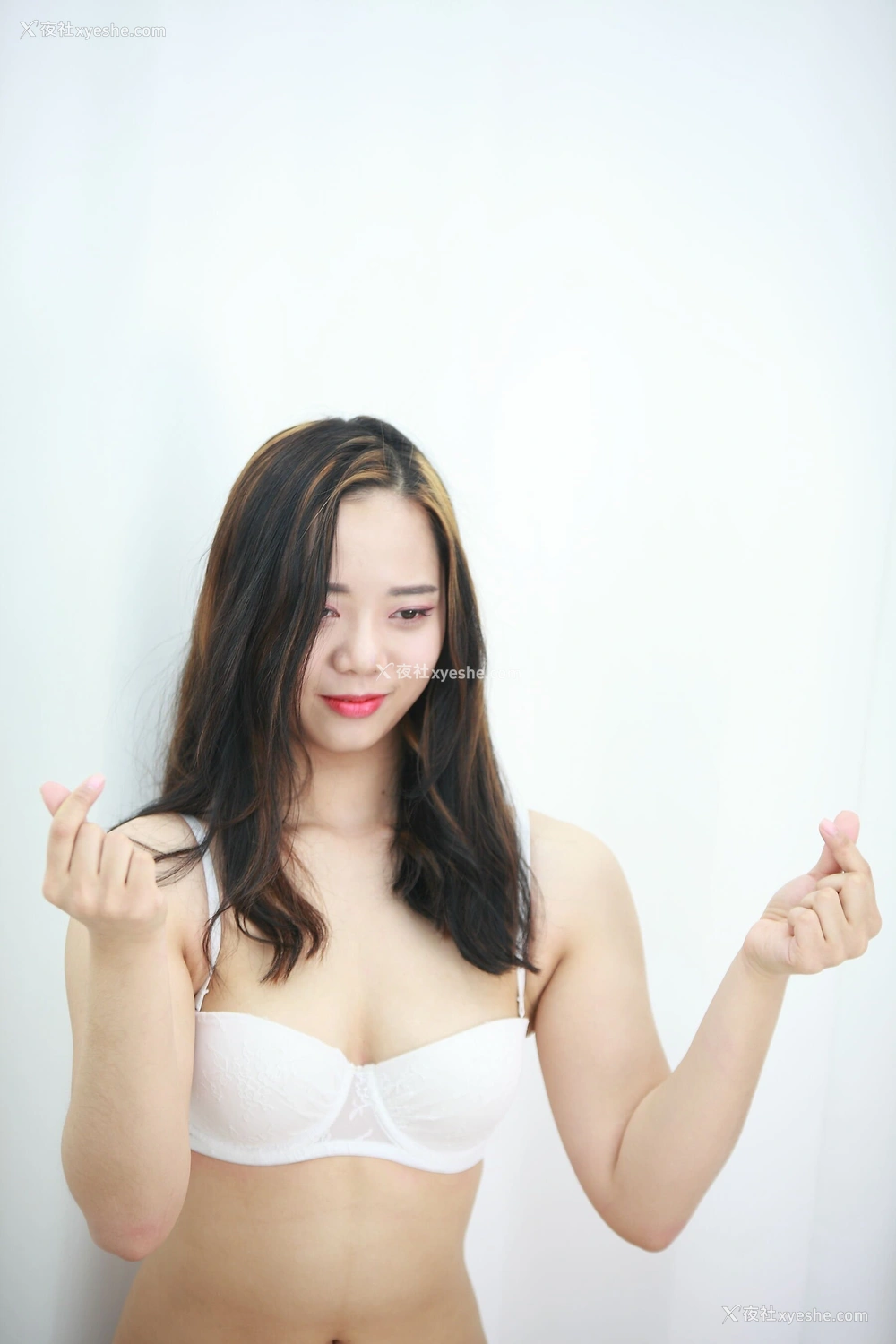 1P - 韩模 가영（嘉玲）人体私拍套图