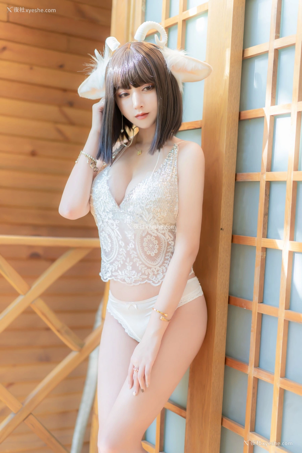 1P - 过期米线线喵《白羊女孩》