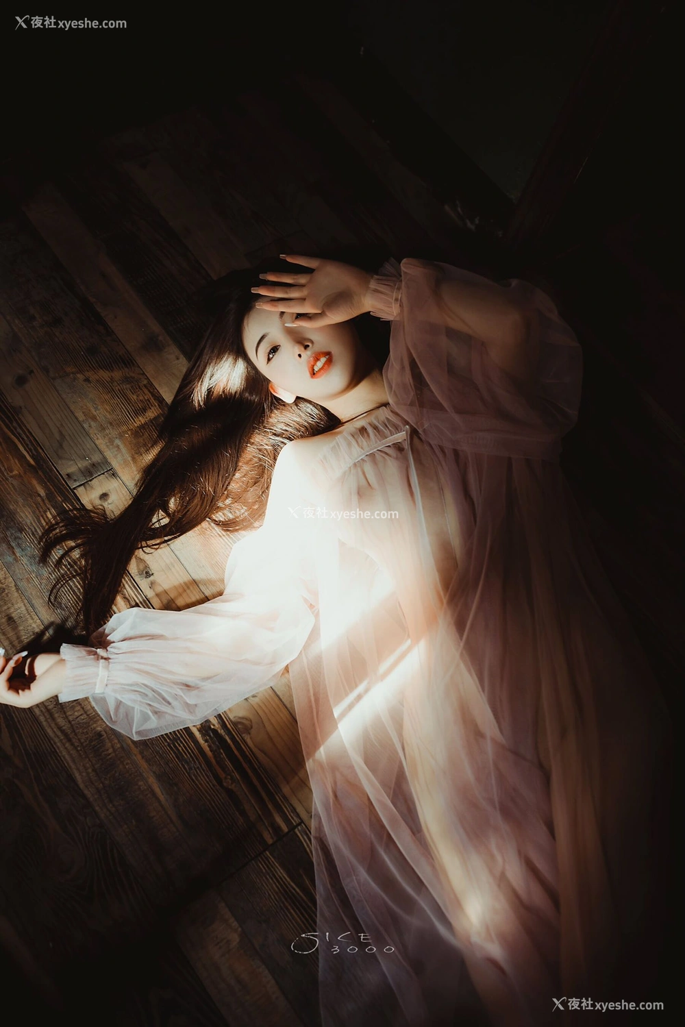 1P - 摄影师西池人体私拍作品收集