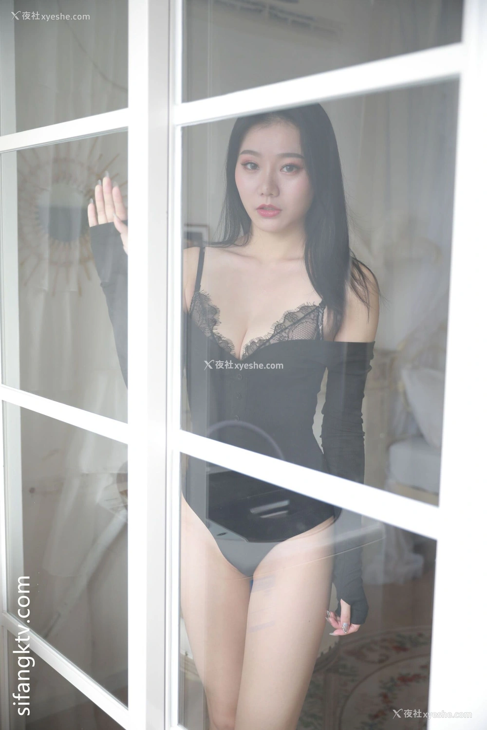 1P - 国模安然性感写真