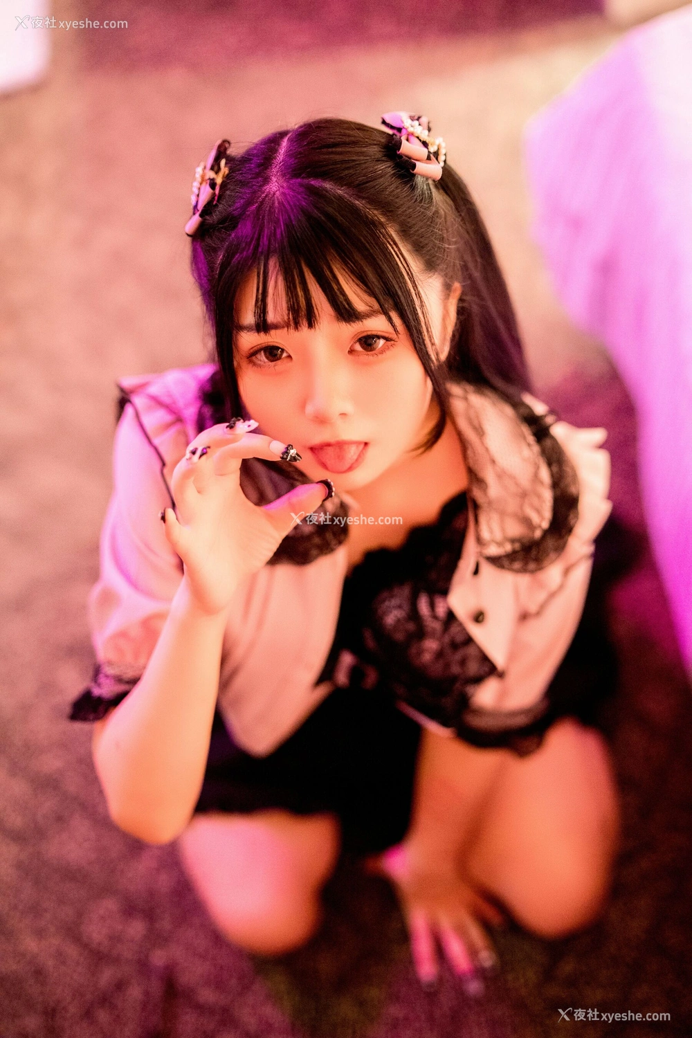 1P - 落落Raku《Night LiLy 夜百合》