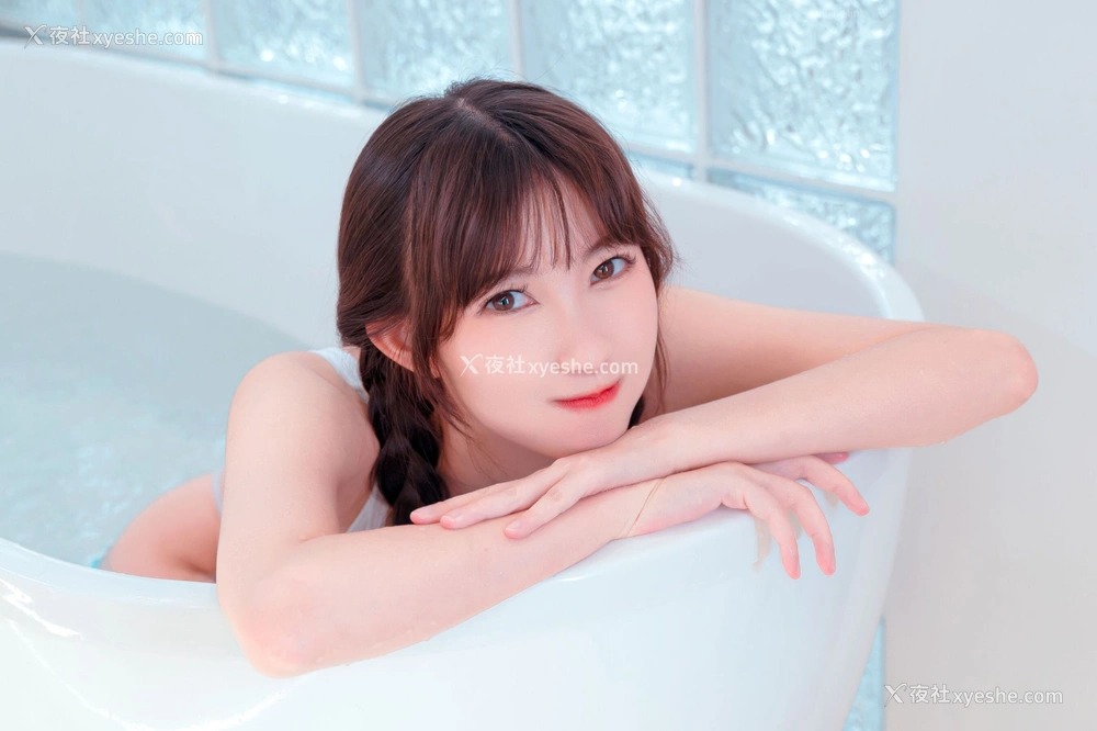 1P - 夏树《浴缸里的小便妖怪》