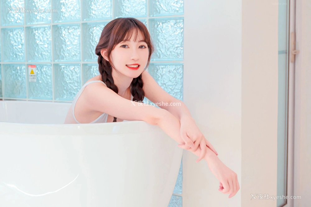 1P - 夏树《浴缸里的小便妖怪》