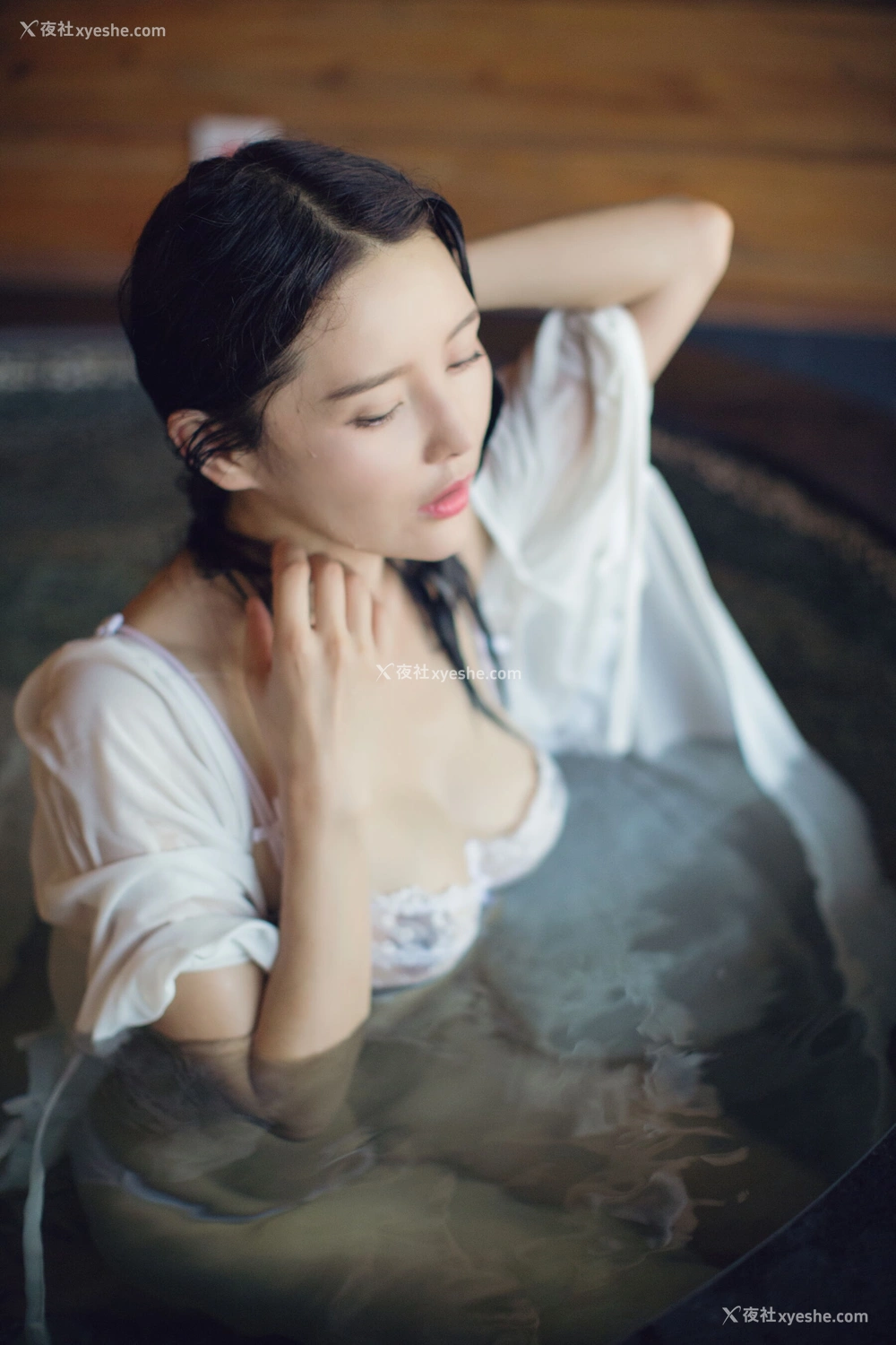 1P - 国模樱桃《盛夏时节》