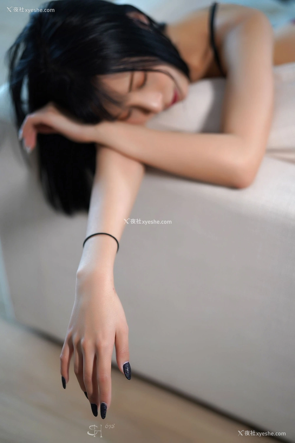 1P - 港模 Siu Fann 人体私拍套图