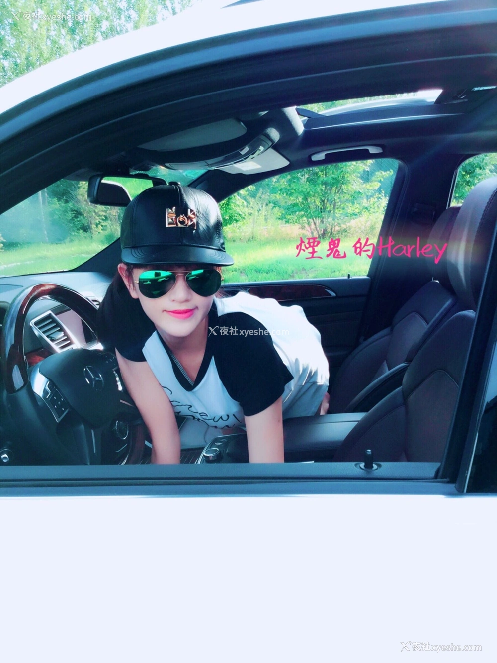 1P - 烟鬼的Harley《户外露出合集》