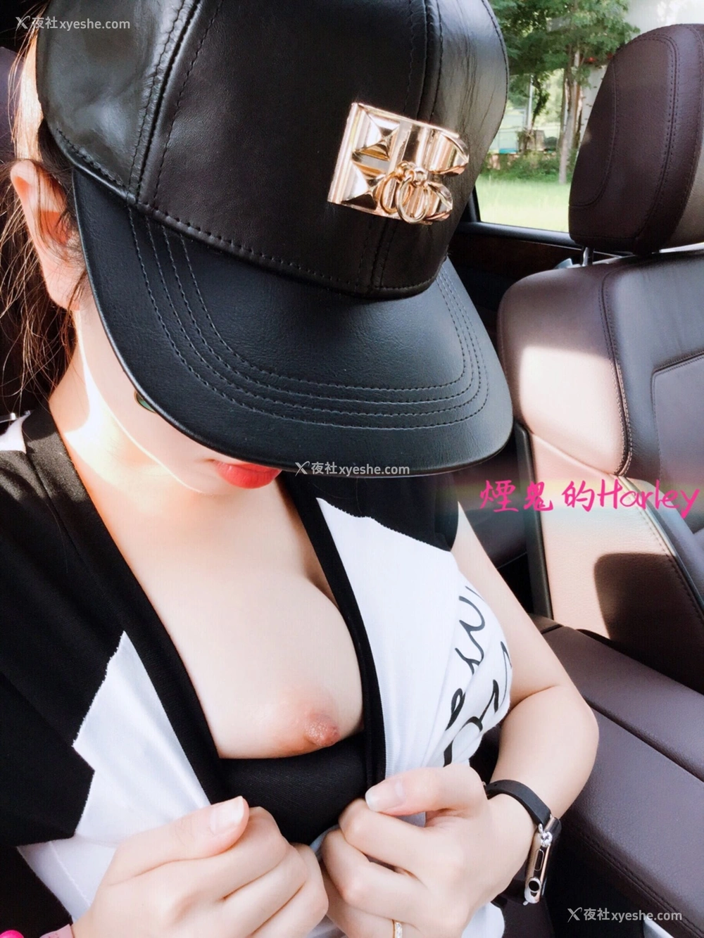 1P - 烟鬼的Harley《户外露出合集》