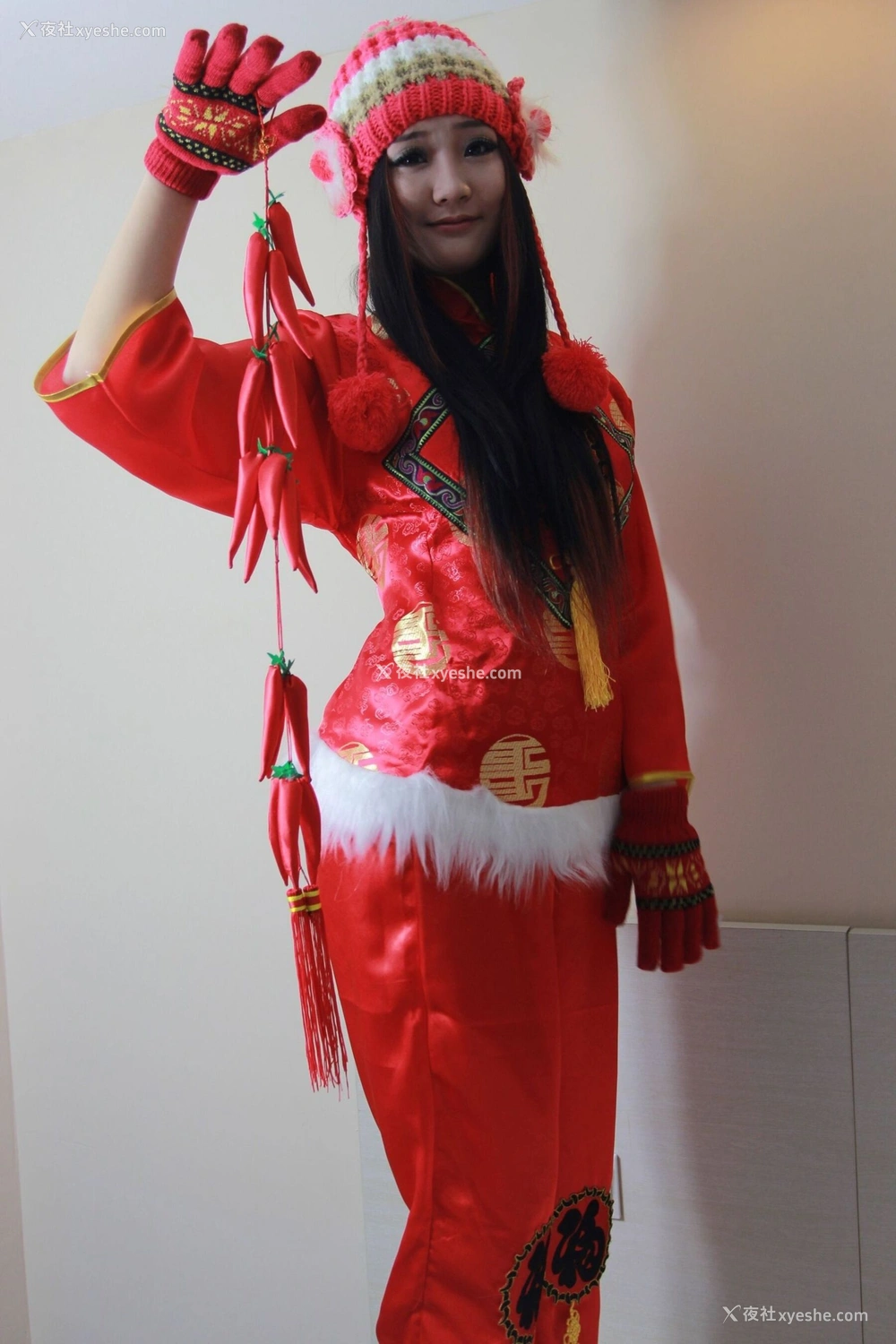 1P - 台模米娜大尺度人体私拍套图