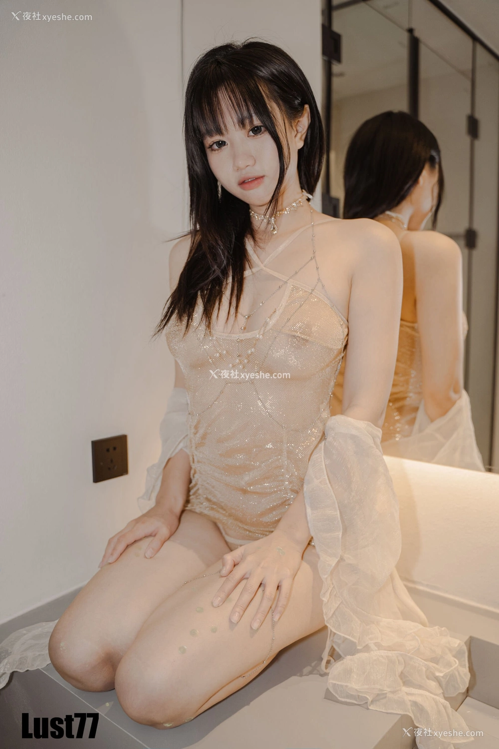 1P - 柒柒要乖哦《纸醉金迷》
