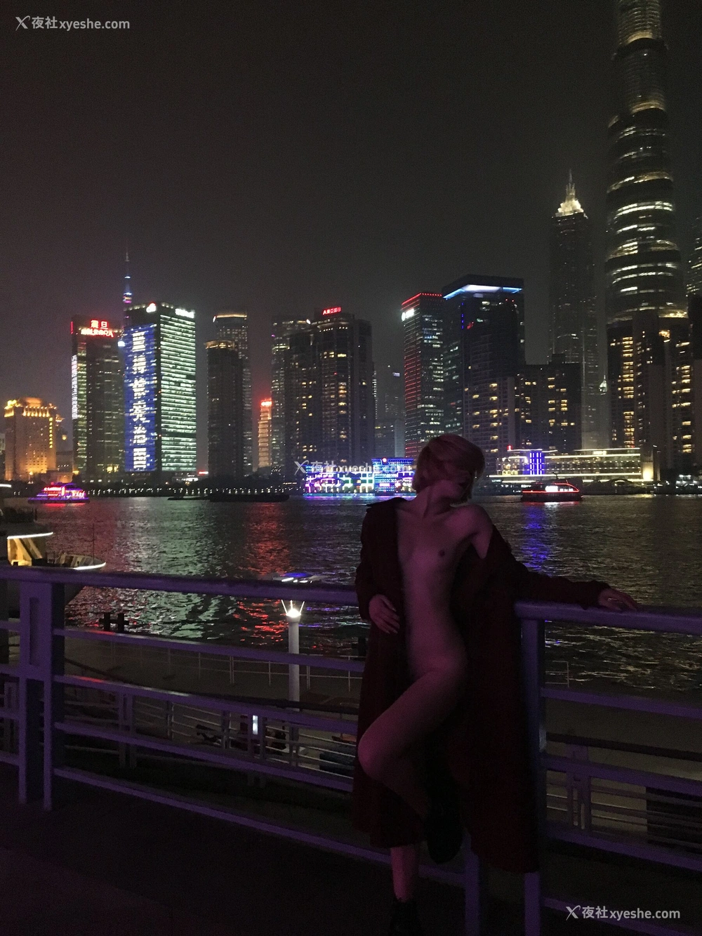 1P - 悦爷妖精叁部曲之边走边拍