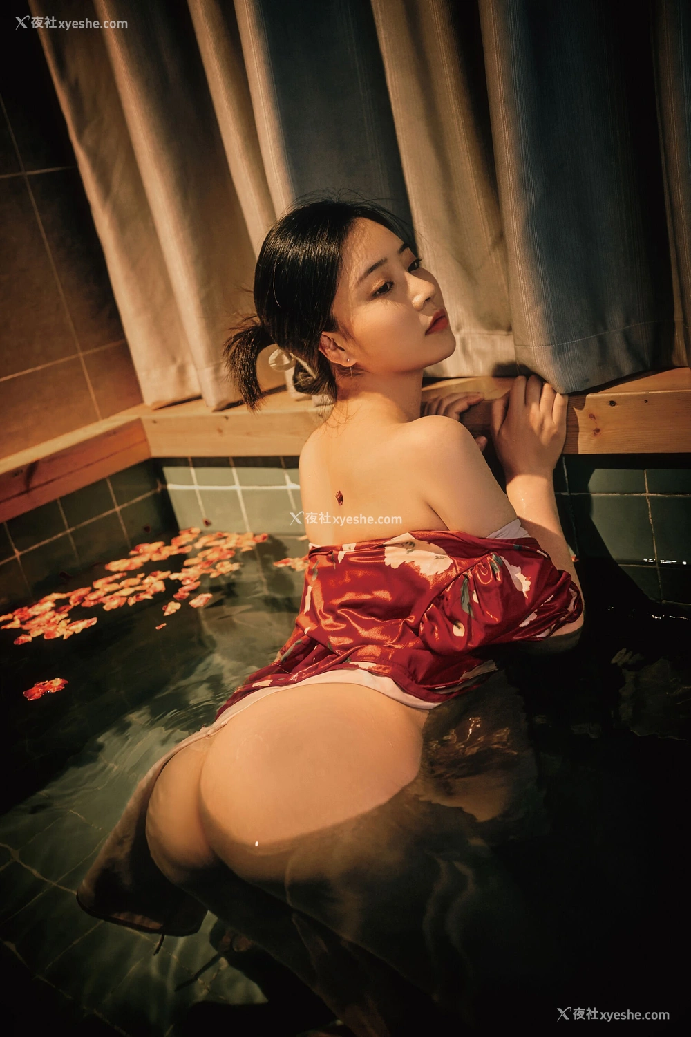 1P - 年年《秋沐》