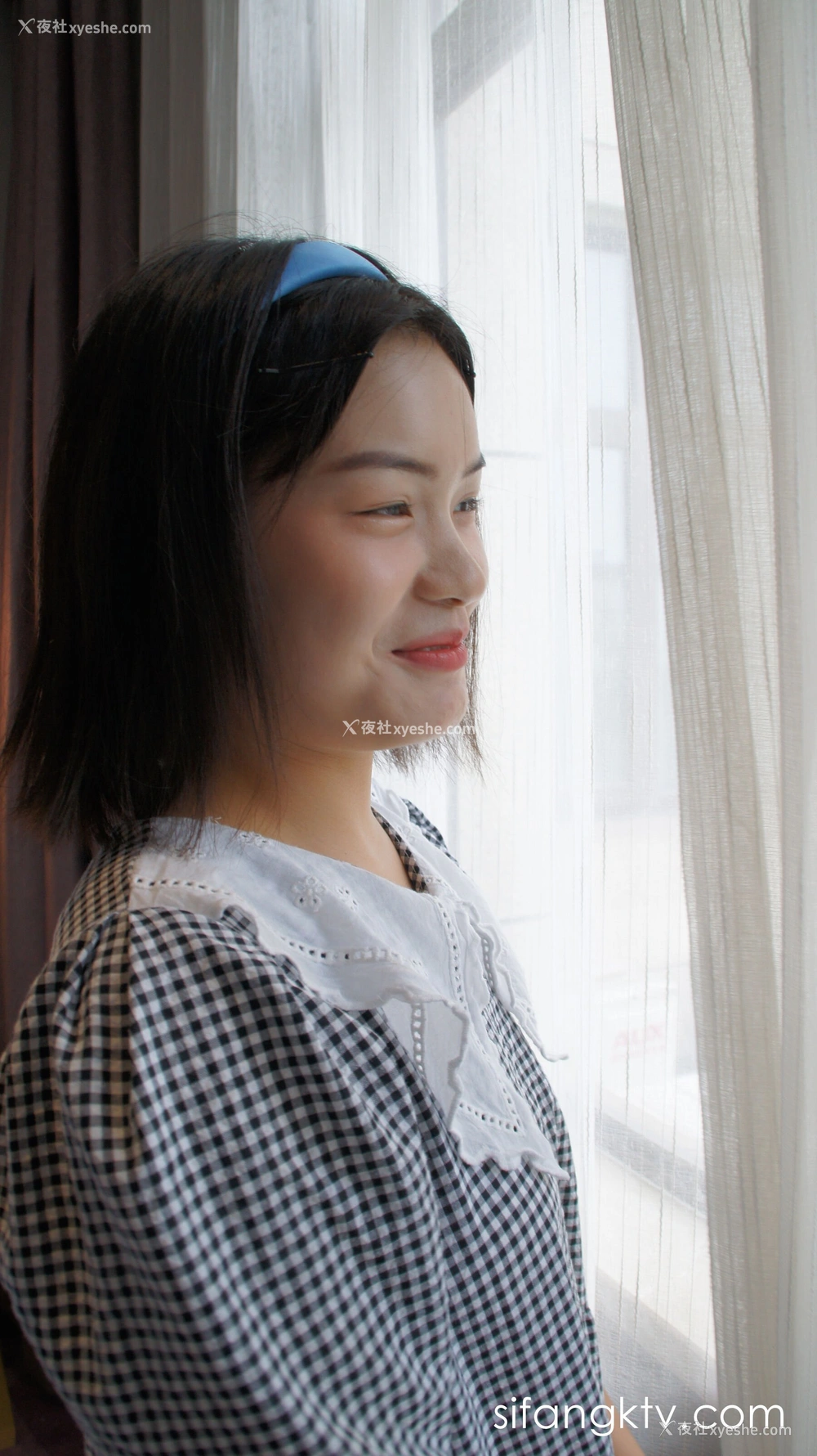 1P - 计算机系大一学妹人体私拍套图