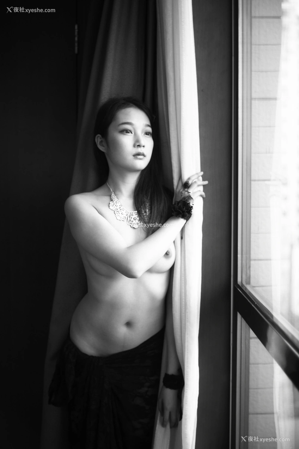 1P - 国模梦瑶人体私拍套图