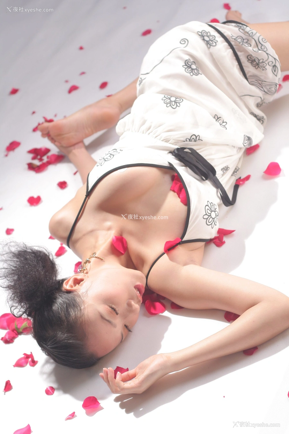 1P - 国模 DiDi 性感写真套图