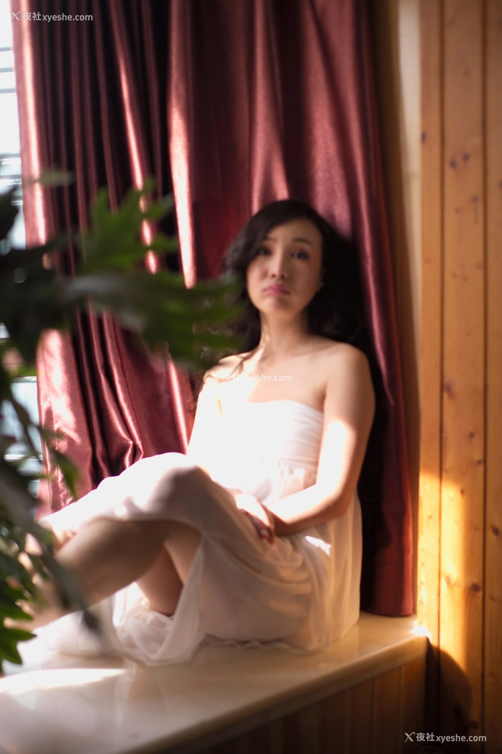 1P - 国模干露露性感写真套图