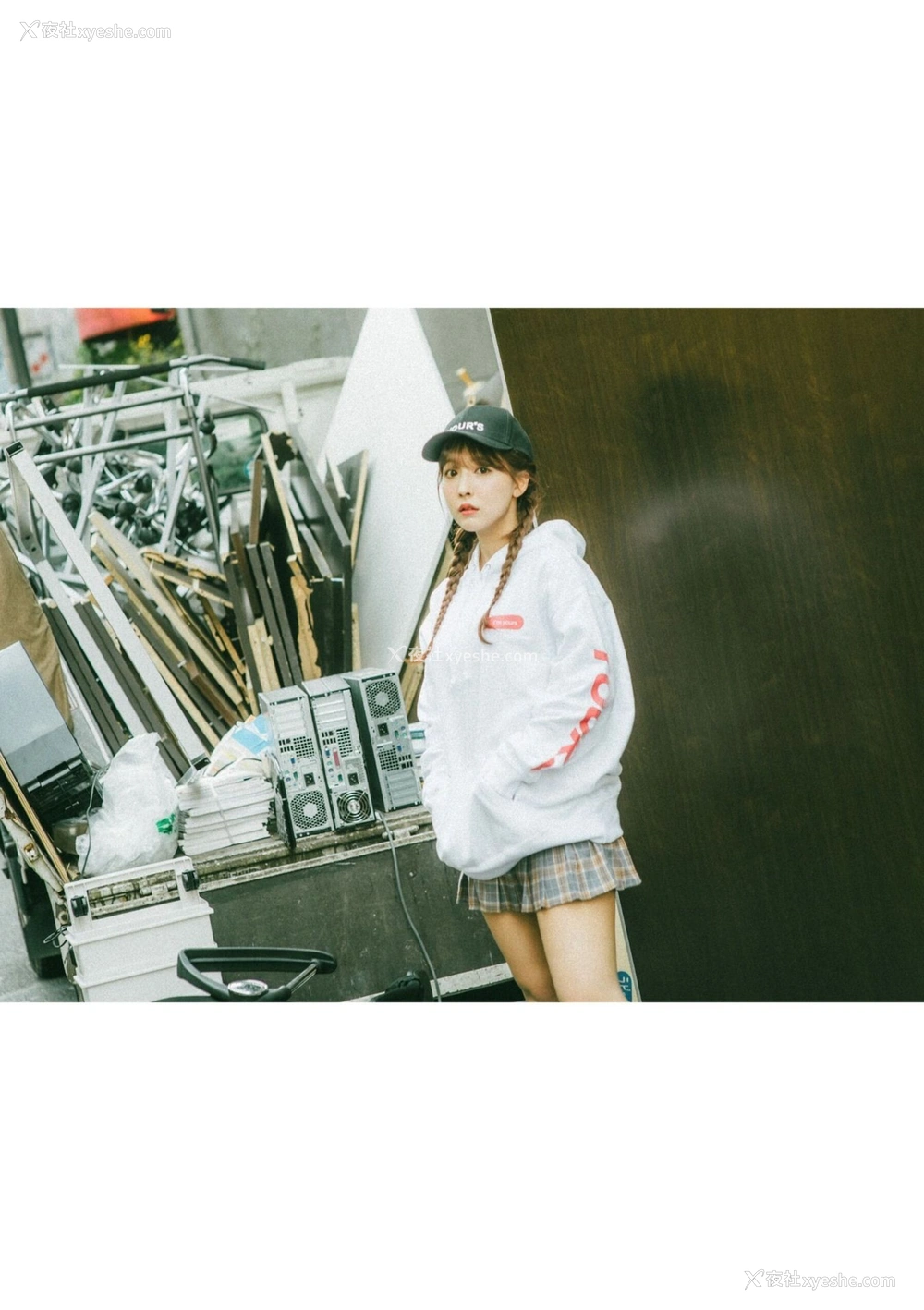 1P - 叁上悠亚《Girl Meets Street》