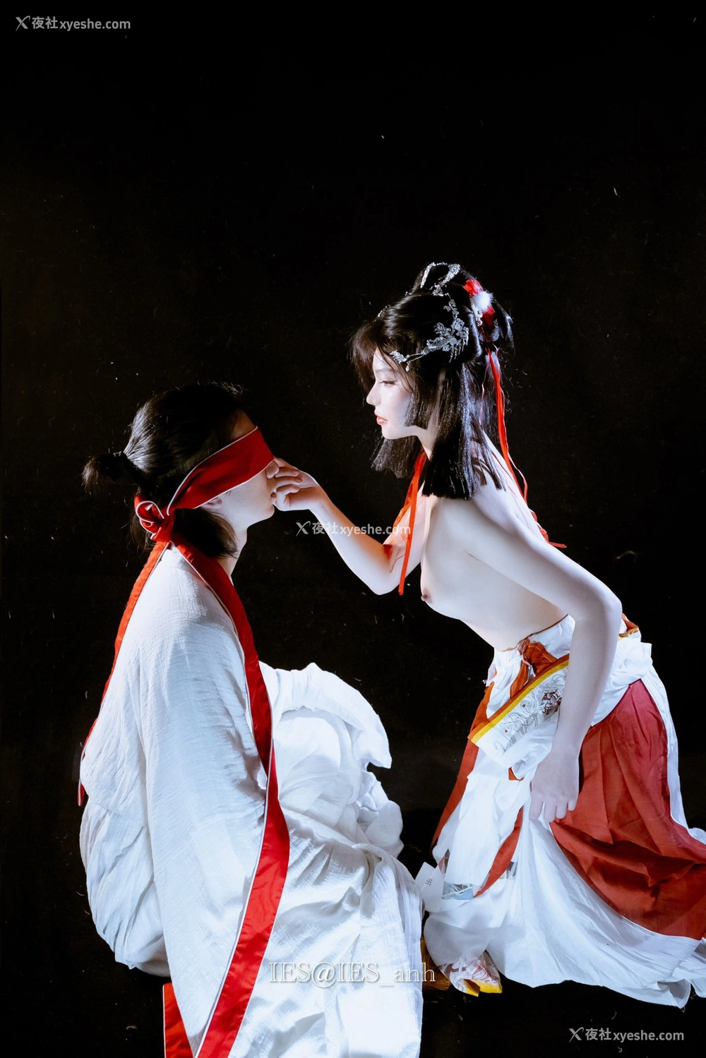 1P - 摄影师 IES 作品集