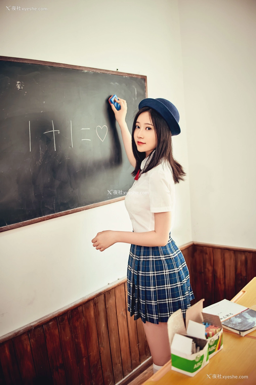 1P - 年年《月刊少女》