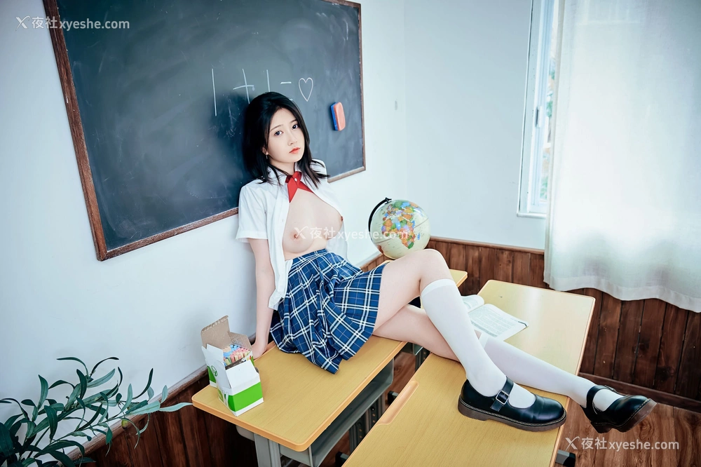 1P - 年年《月刊少女》