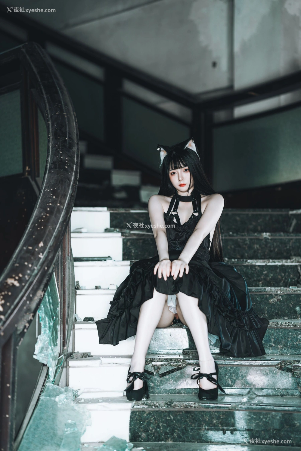 1P - 落落Raku《黑猫》