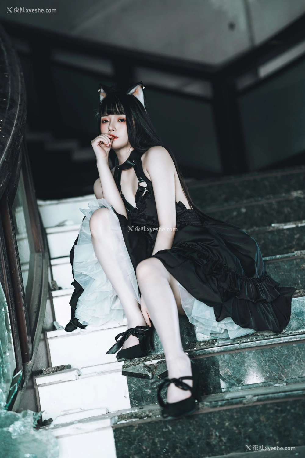 1P - 落落Raku《黑猫》