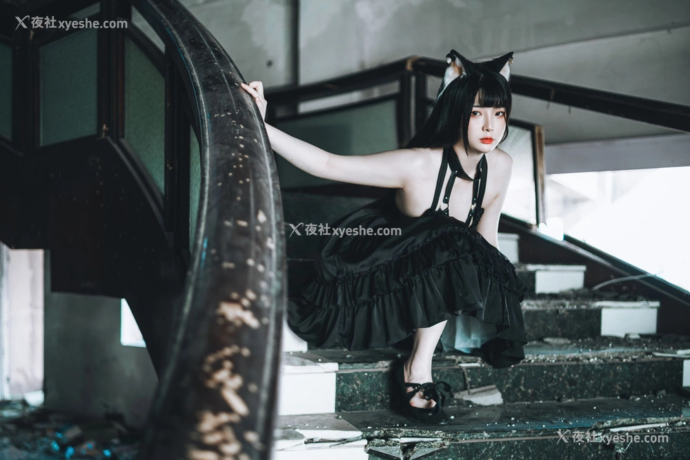 1P - 落落Raku《黑猫》