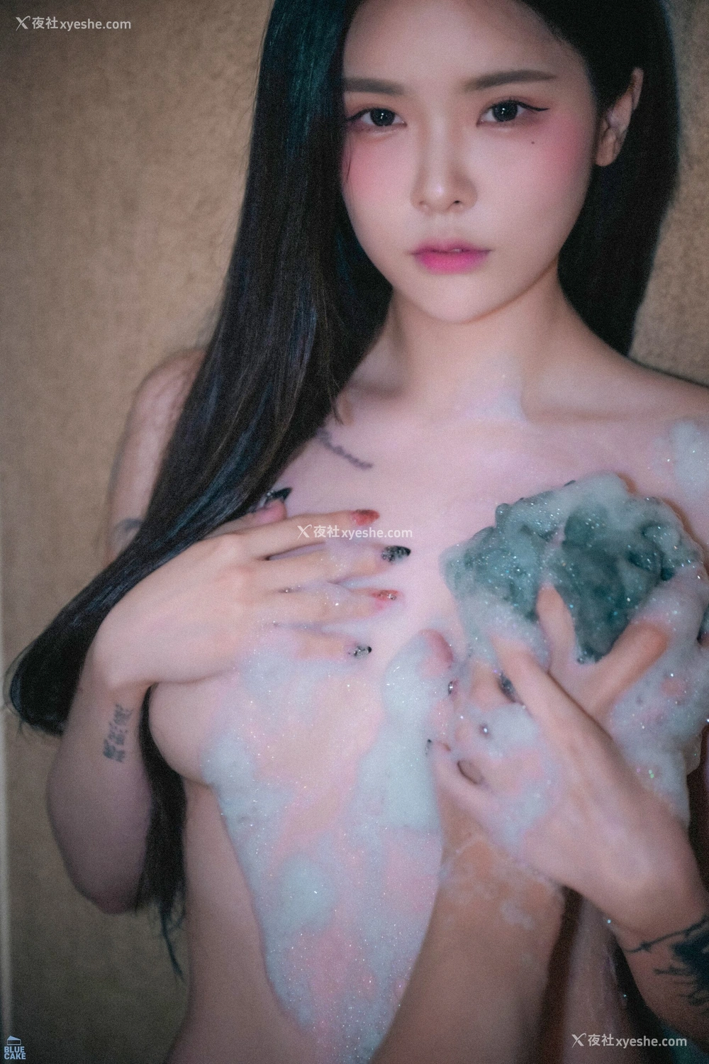 1P - 金提莫《Outdoor SM NUDE》