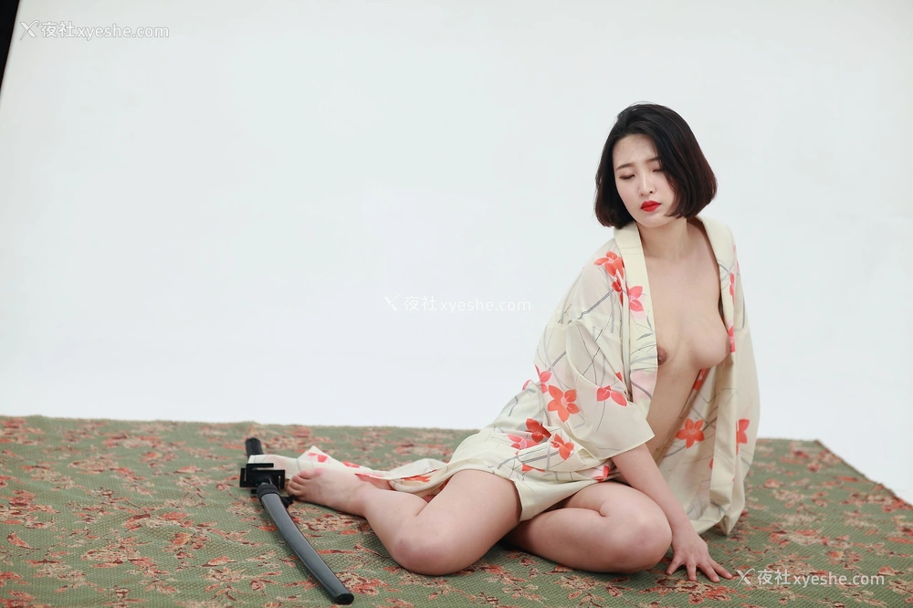 1P - 韩模 유나（尤娜）人体私拍套图