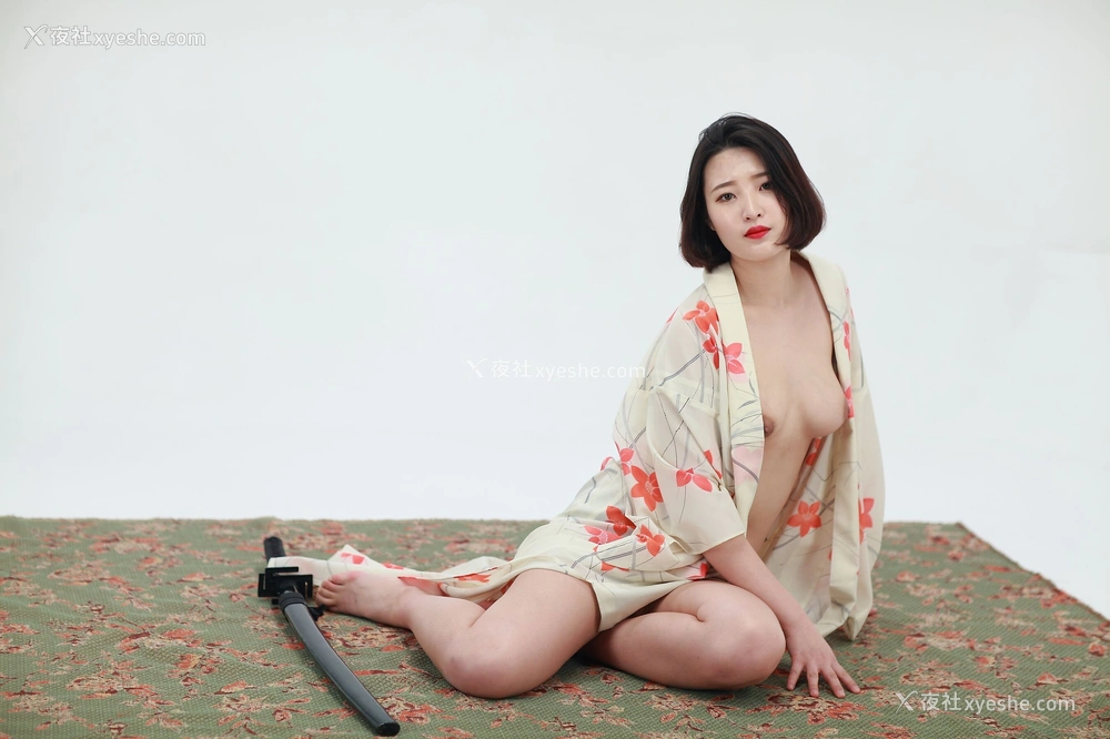 1P - 韩模 유나（尤娜）人体私拍套图
