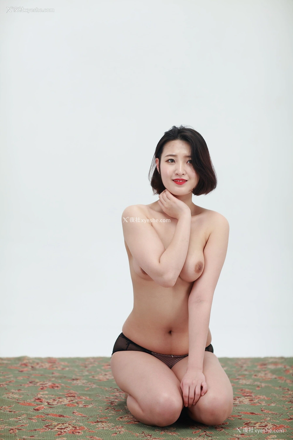 1P - 韩模 유나（尤娜）人体私拍套图