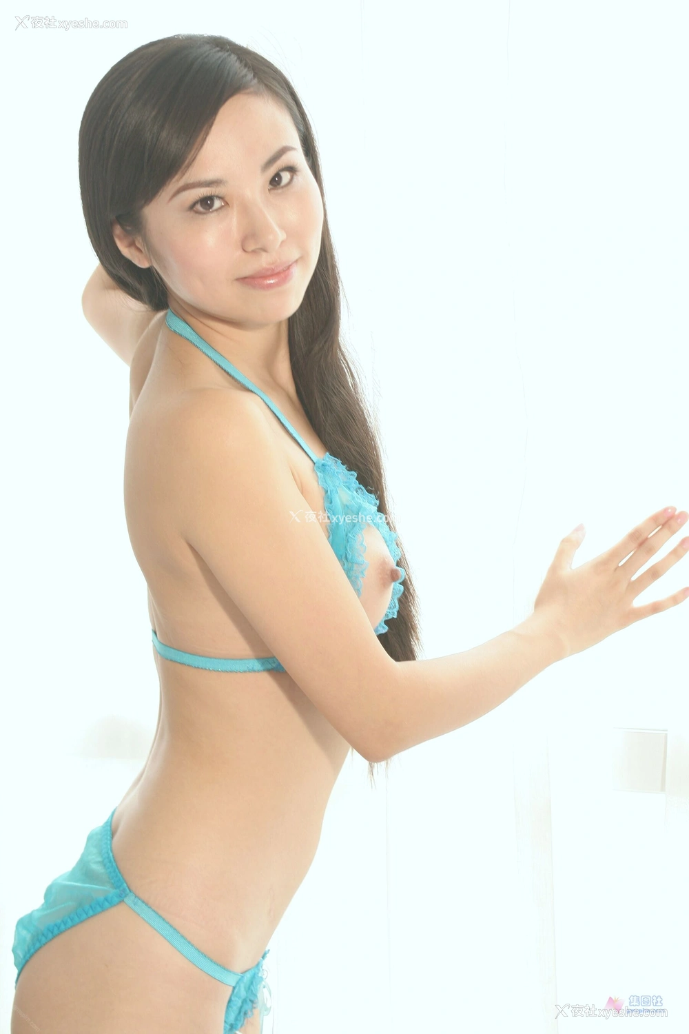 1P - 国模静雨人体私拍套图
