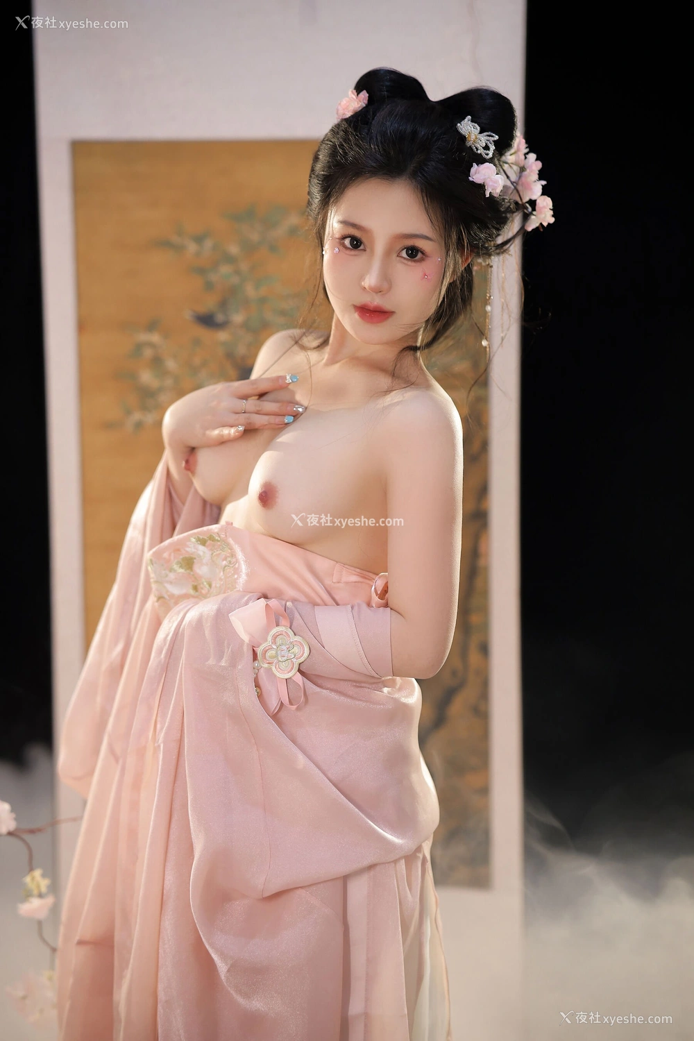 1P - 桃暖酱《霓裳入梦》