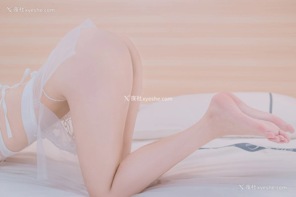 1P - eloise软软《透视白旗袍》