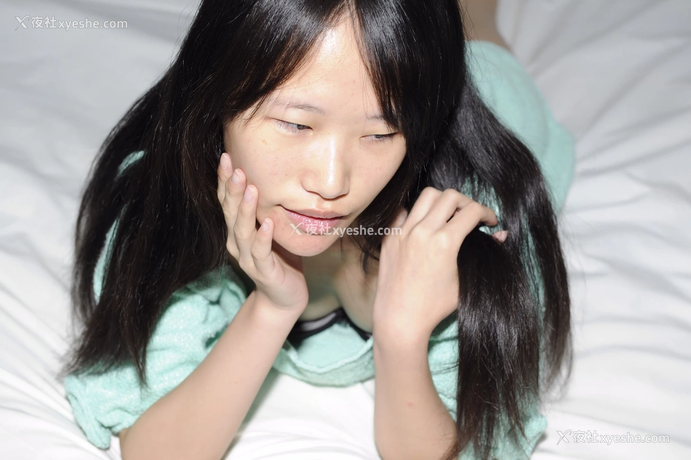 1P - 港模 Katherine 人体私拍套图