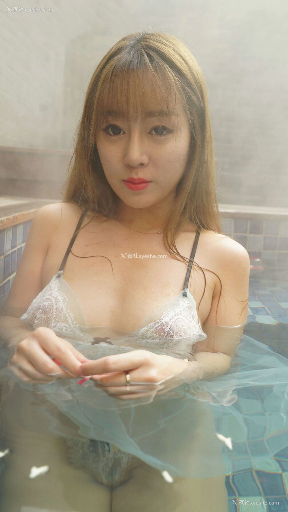1P - 王雨纯&贝贝温泉女