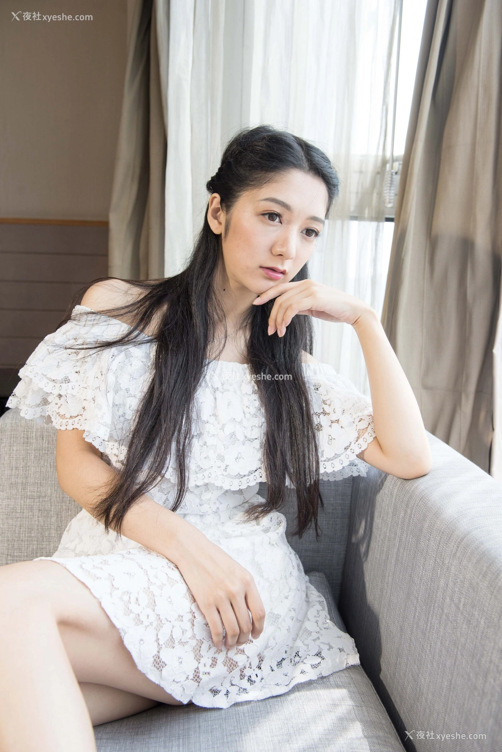 1P - 国模 Angela小热巴人体私拍套图