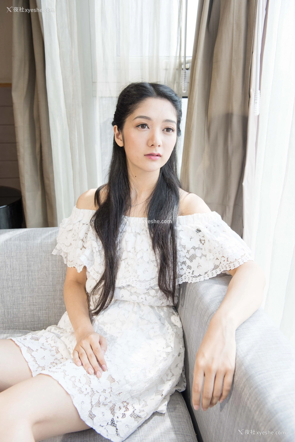 1P - 国模 Angela小热巴人体私拍套图