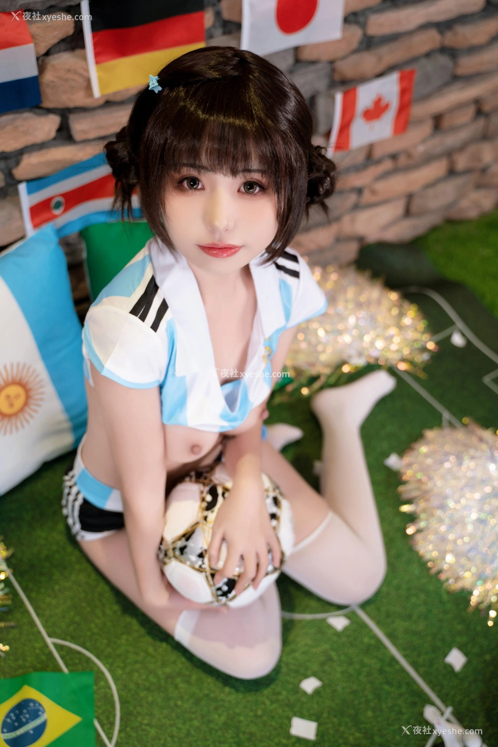 1P - 喵小吉x花音栗子《足球宝贝》