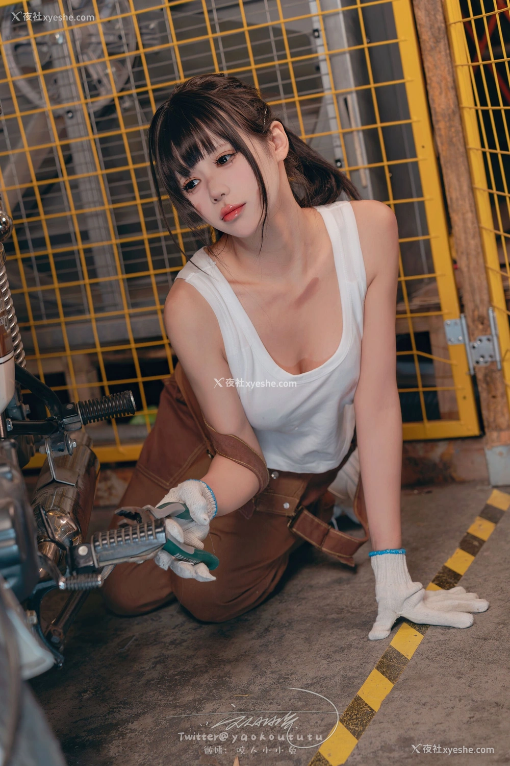 1P - 黏黏团子兔《机车修理工 Shake it》