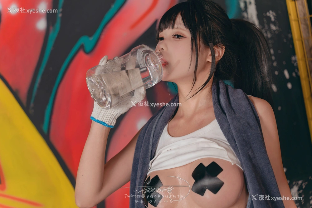 1P - 黏黏团子兔《机车修理工 Shake it》