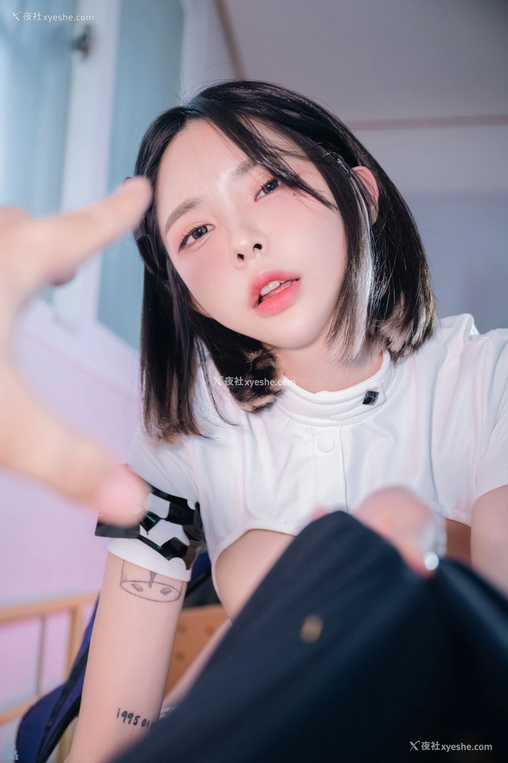 1P - 金提莫《BAD DOCTOR》